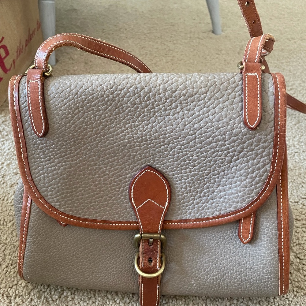 LAST CHANCE Dooney and bourke handbag